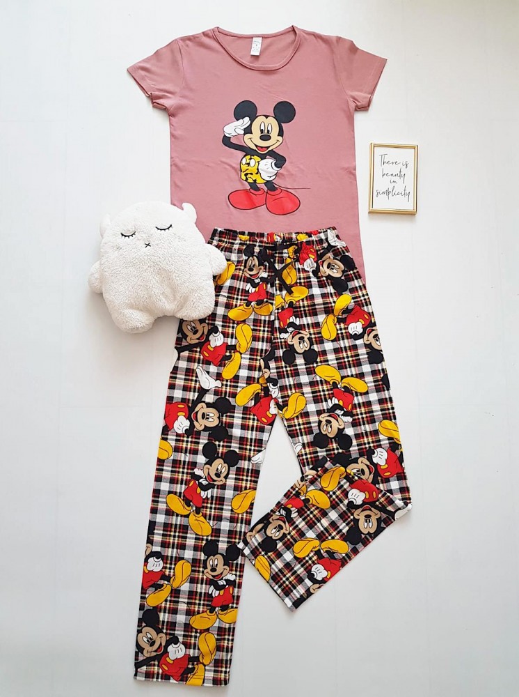 Pijama dama ieftina din bumbac cu tricou roz si pantaloni lungi cu imprimeu MK Hi